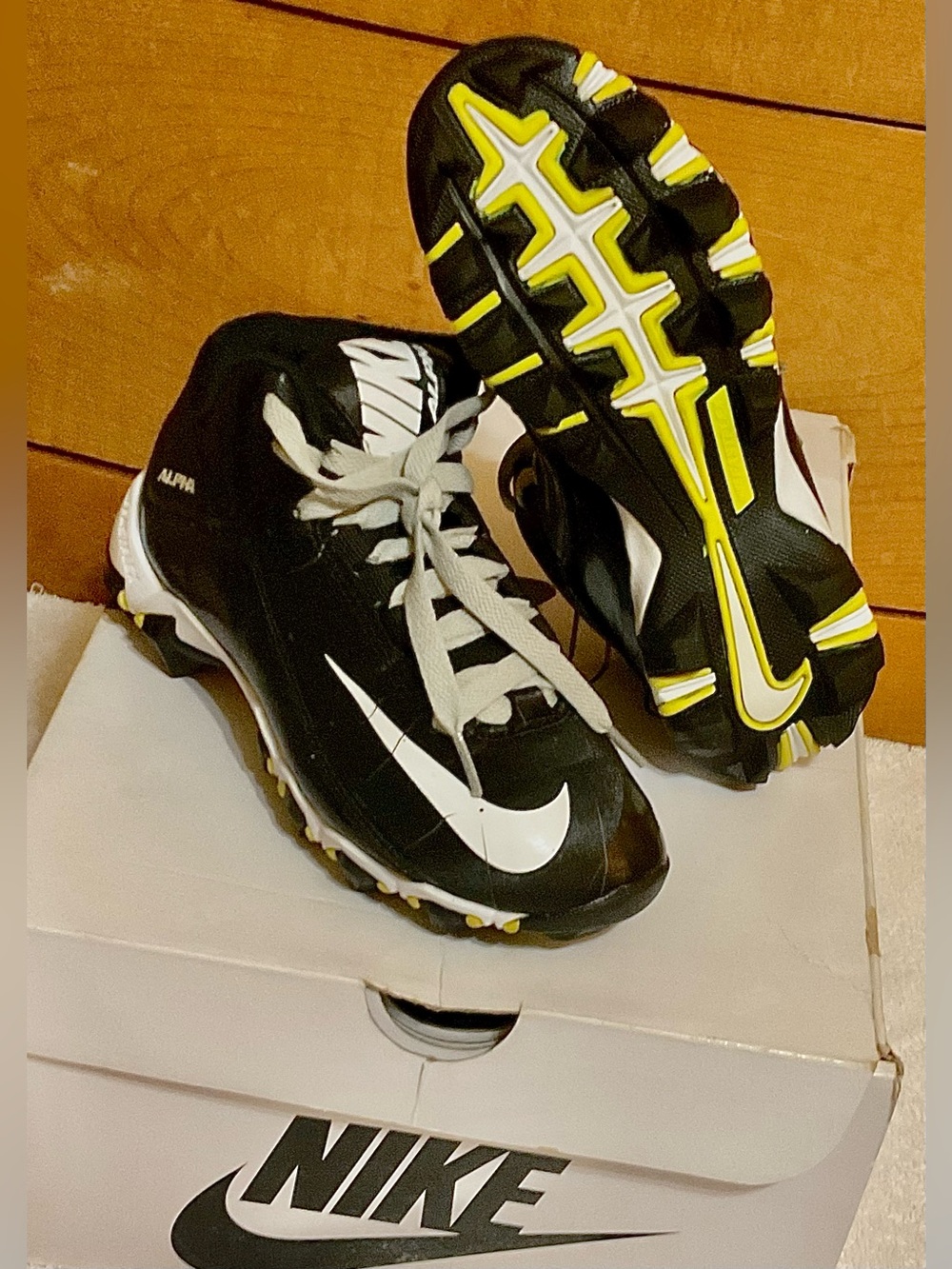 NEWER Youth FASTFLEX ALPHA  2 3/4 KIDS Football CLEATS! Sz-1youth!